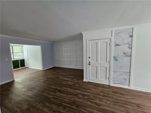 Atlanta, GA 30327,173 Amherst PL NW