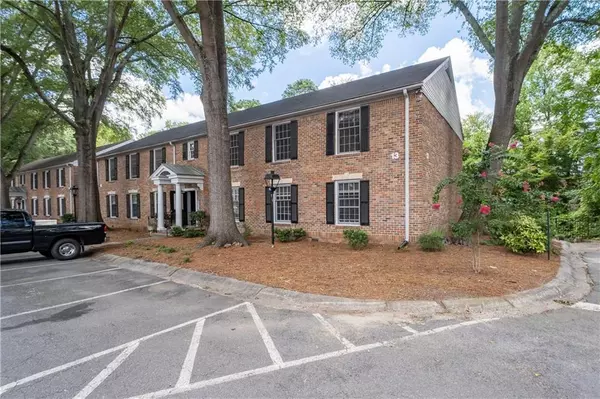 6700 Roswell RD #13A, Atlanta, GA 30328