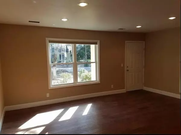 Savannah, GA 31406,3 Lawrence DR