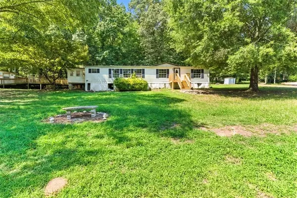 White, GA 30184,71 Kirk RD NW