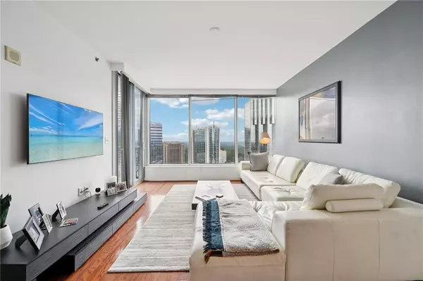Atlanta, GA 30326,3338 Peachtree RD NE #3006