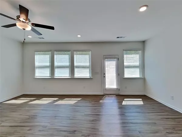 Canton, GA 30115,289 Whitetail CIR