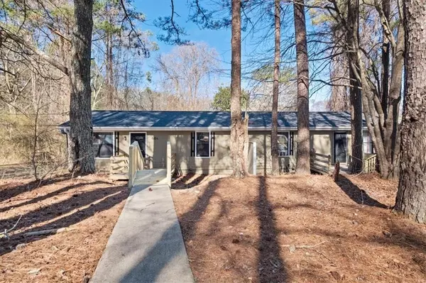 70 Lindsey Lake DR, Dallas, GA 30157