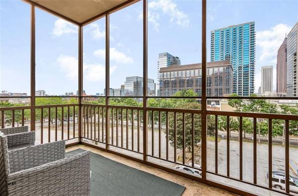 300 Peachtree ST NE #3B, Atlanta, GA 30308