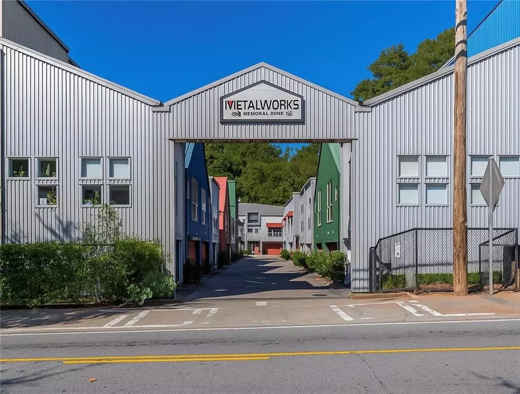 Atlanta, GA 30316,920 Memorial DR SE #35