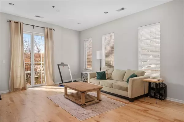 Atlanta, GA 30319,1430 Dresden DR NE #215