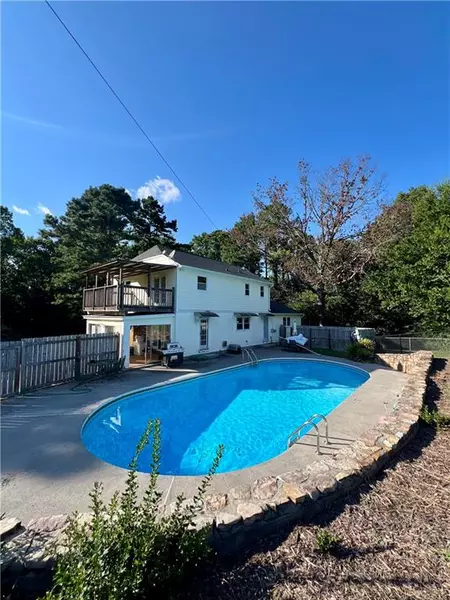 250 Shady LN SE, Adairsville, GA 30103