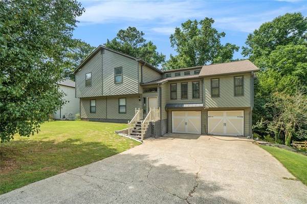 1105 Tom LN, Marietta, GA 30066