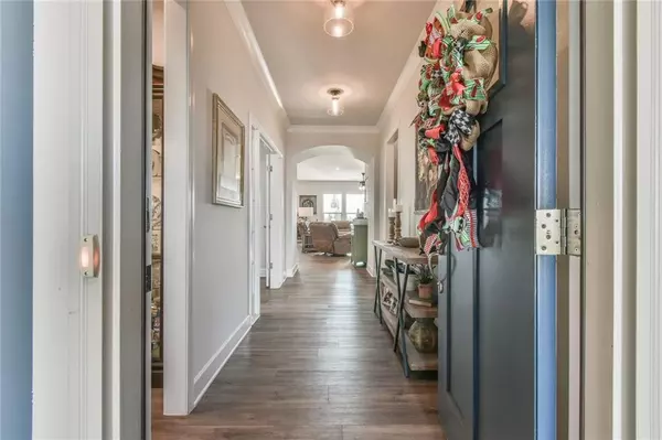 Hoschton, GA 30548,5051 Adler CT