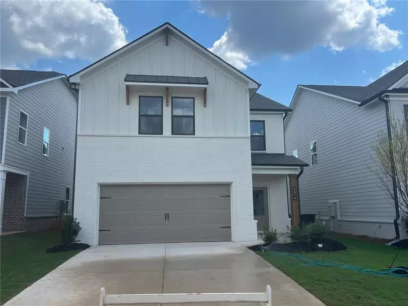 3576 Iron Hearth BND, Snellville, GA 30039