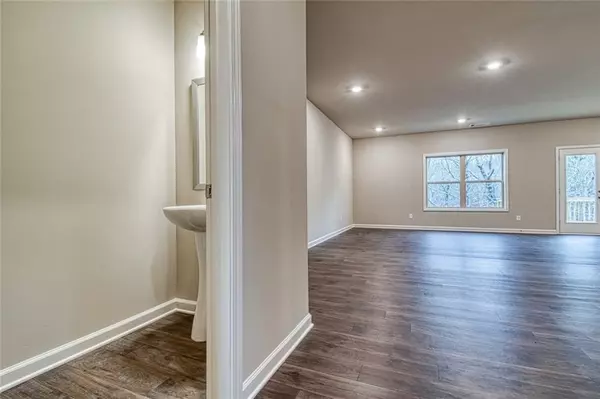 Snellville, GA 30039,3556 Iron Hearth BND