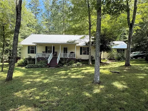 11 Bonanza LN, Tiger, GA 30576