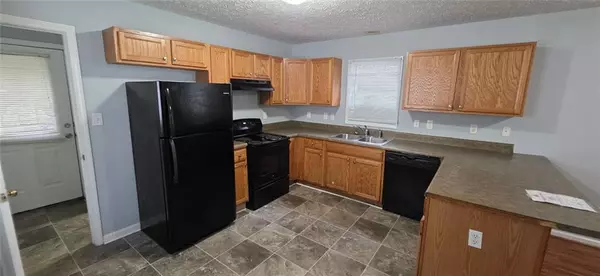 Atlanta, GA 30310,688 SMITH ST SW