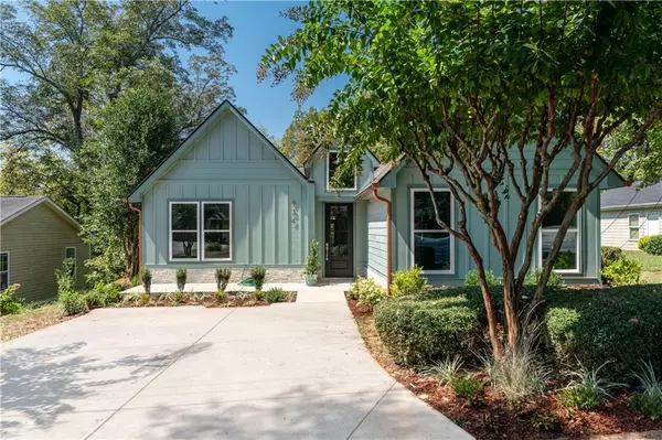 934 Zion CIR, Roswell, GA 30075