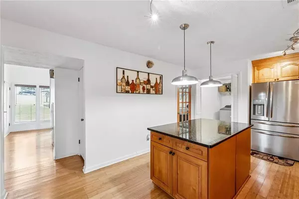 Marietta, GA 30064,345 VINEYARD DR NW