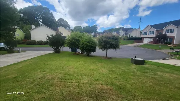 Duluth, GA 30096,3219 Roundfield CIR