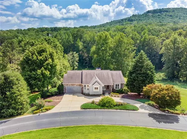 501 Granny Smith CIR, Clarkesville, GA 30523