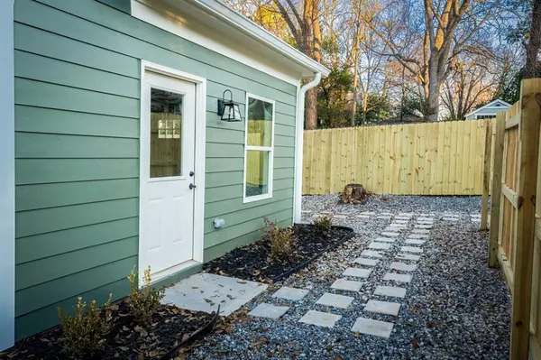 Atlanta, GA 30316,465 Hemlock CIR SE #B