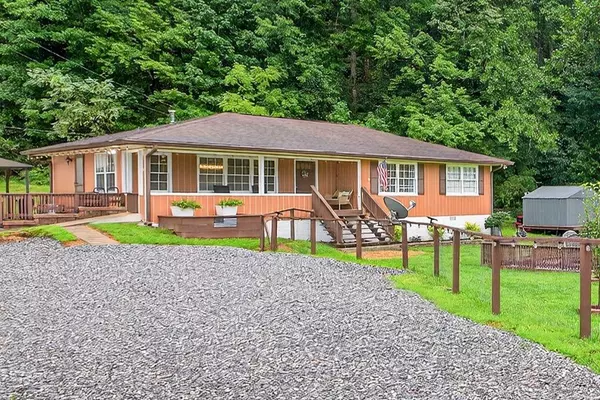 Helen, GA 30545,8 Taylor RD