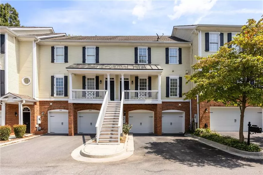 530 Neel Reid DR, Roswell, GA 30075