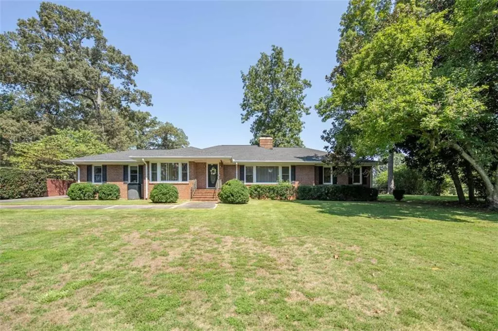 Cedartown, GA 30125,112 College CIR