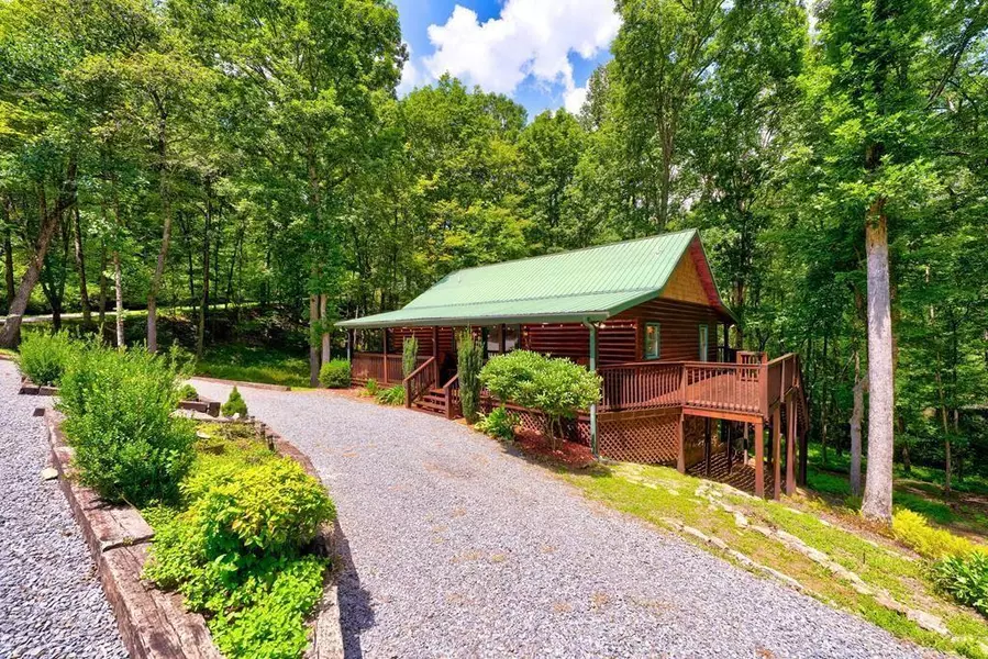 30 The Forest RD, Blue Ridge, GA 30513