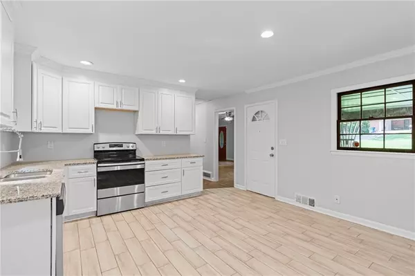 Atlanta, GA 30311,1806 Fort Valley DR SW