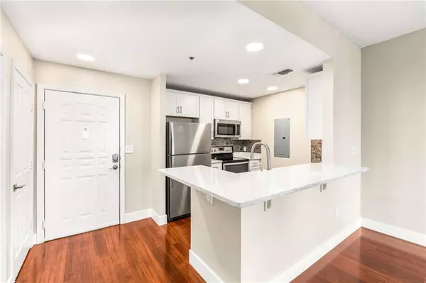 Atlanta, GA 30309,1101 Juniper ST NE #925