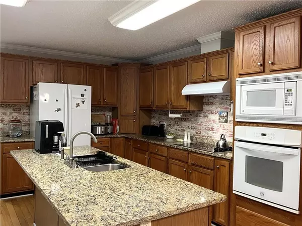 Bowdon, GA 30108,1195 Watts RD