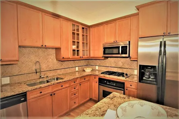 Atlanta, GA 30346,11 Perimeter CTR E #1103