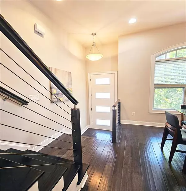 Sandy Springs, GA 30342,4107 Township Pkwy #69