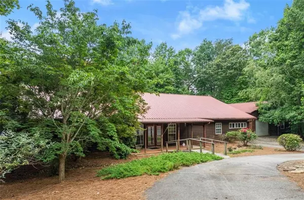 675 Washboard RD, Cleveland, GA 30528