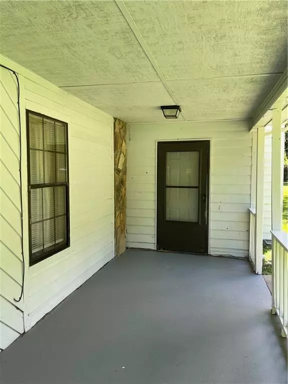 Smyrna, GA 30080,2145 Valley Oaks DR SE