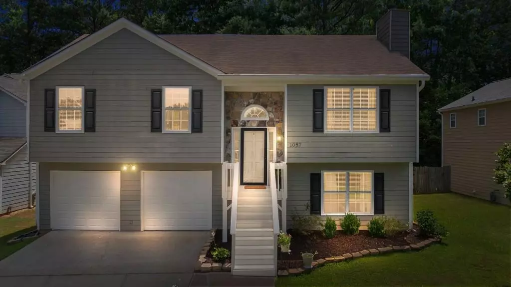 1087 Berkley DR SE, Smyrna, GA 30082
