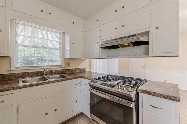 Stone Mountain, GA 30083,828 Sheppard WAY