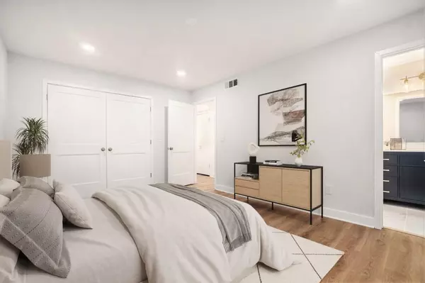 Atlanta, GA 30327,46 La Rue PL NW