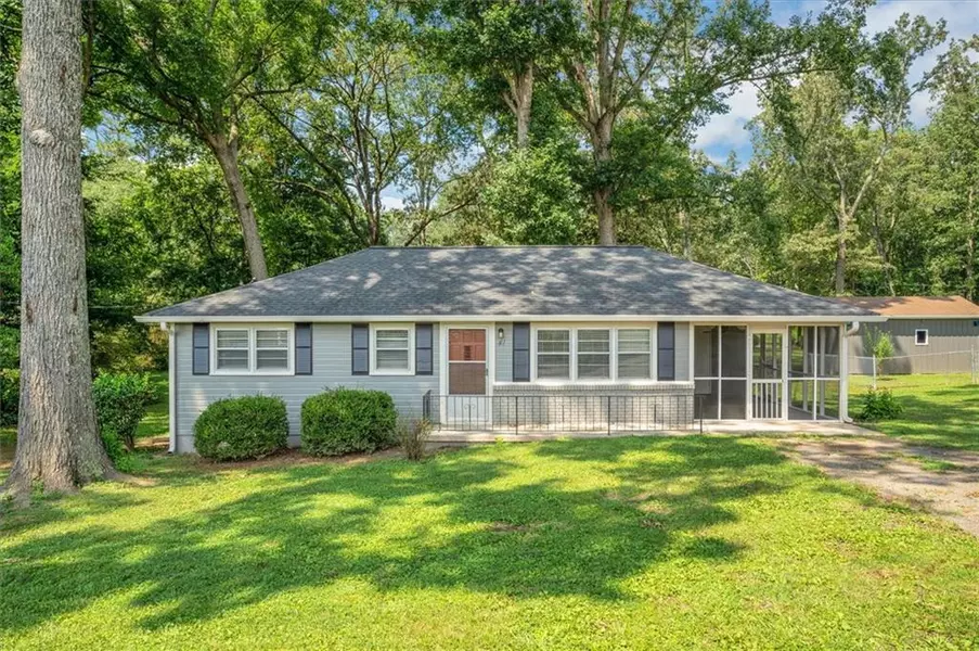 41 Oak DR, Cartersville, GA 30120