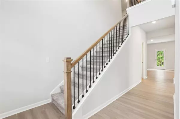 Winder, GA 30680,240 Cedar Wood TRCE
