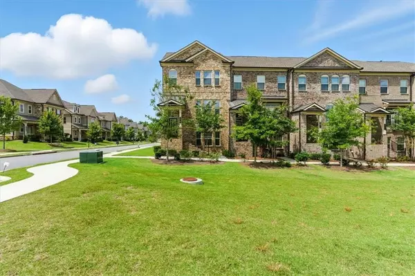 Cumming, GA 30040,3910 Redwood DR