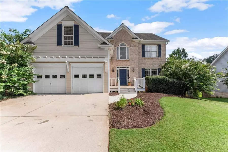 8455 Woodland View DR, Gainesville, GA 30506