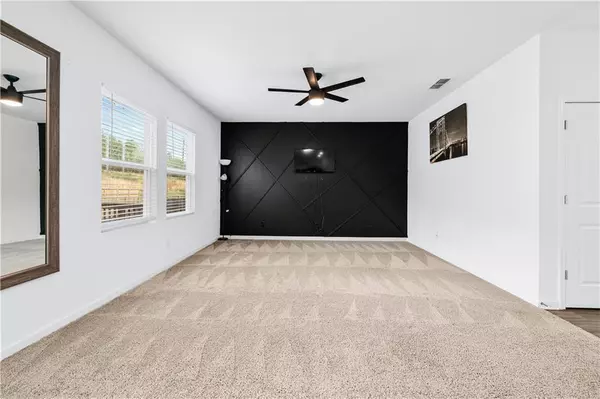 Winder, GA 30680,300 Hyde PARK