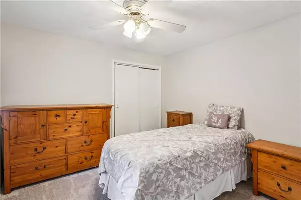 Stone Mountain, GA 30083,842 Third ST