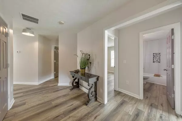 Oxford, GA 30054,168 Longstreet CIR