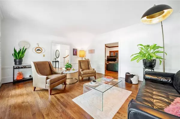 Atlanta, GA 30327,4411 Paces Battle NW