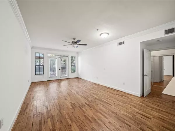 Atlanta, GA 30319,3777 Peachtree RD NE #213