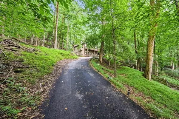 Jasper, GA 30143,810 Little Pine Mountain RD