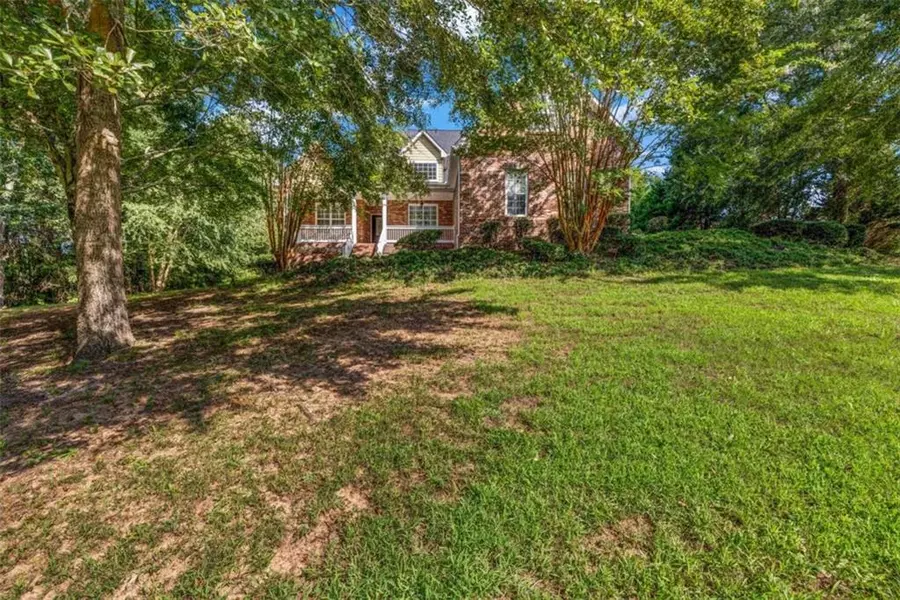 2235 Hawthorne TRCE, Monroe, GA 30655