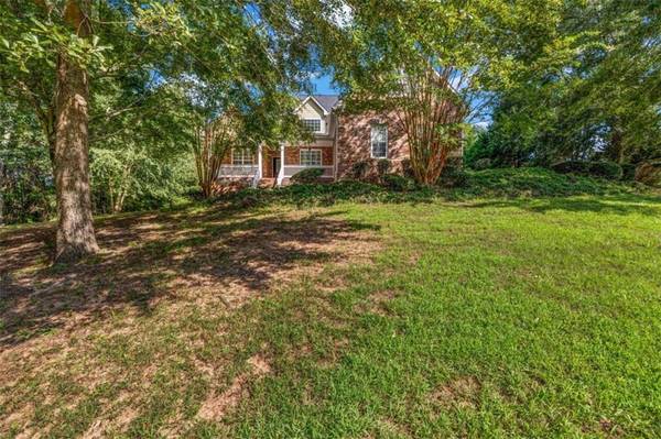 2235 Hawthorne TRCE, Monroe, GA 30655