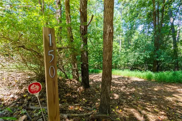 Waleska, GA 30183,150 Waleska Woods CT