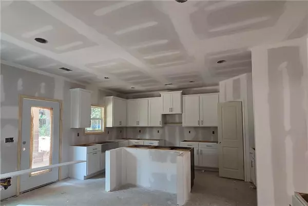 Winder, GA 30680,307 Rockwell Church RD